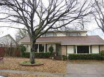 1st image of 402 Stanton Dr