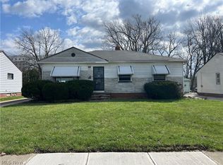 4133 Eastwood Ln, Warrensville Heights, OH 44122