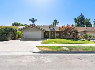 6135 N Hazel Ave, Fresno, CA