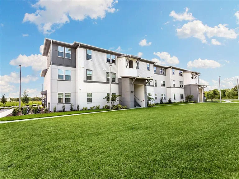 Osprey Pointe — Photo 26