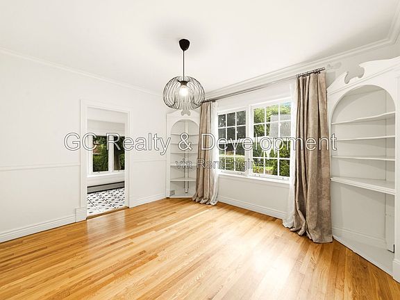 5th image of 313 Ridge Rd