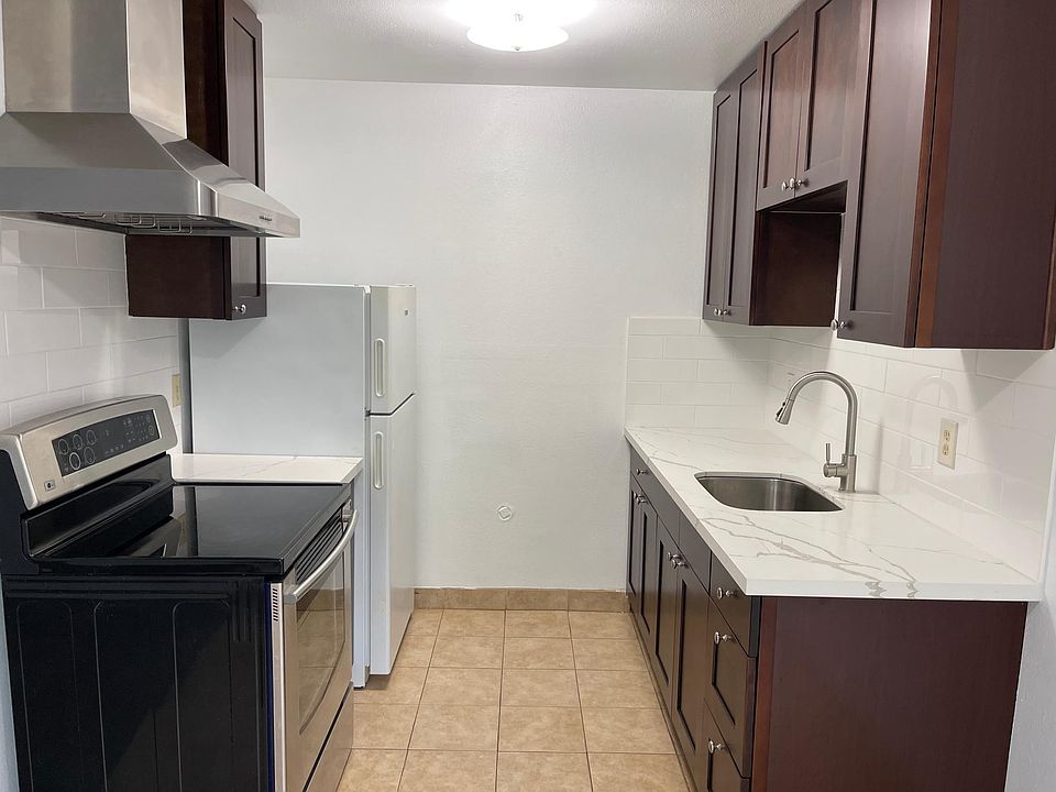 1st image of 11029 SE 223rd Pl #D