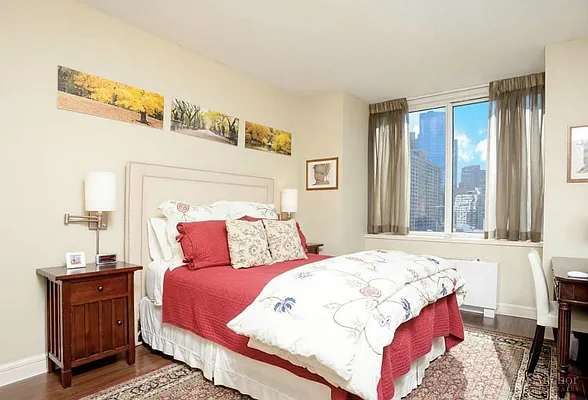 Rented by Anchor Associates | media 17