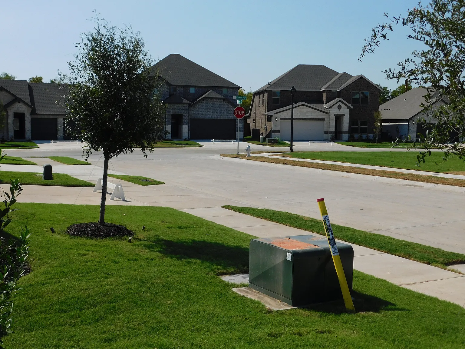 4 bed, 2059 sqft, $2,650 — Photo 3