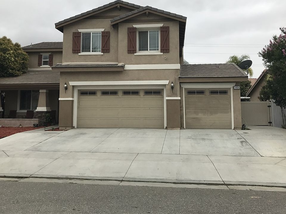 1st image of 1484 Burns Ln