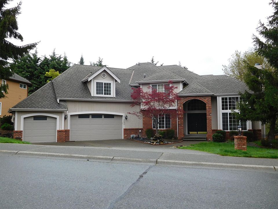 1st image of 720 NW Datewood Dr