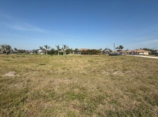 300 Broadmoor Ln, Rotonda West, FL 33947