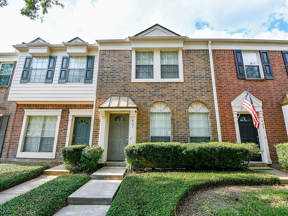 2930 Grants Lake Blvd #407