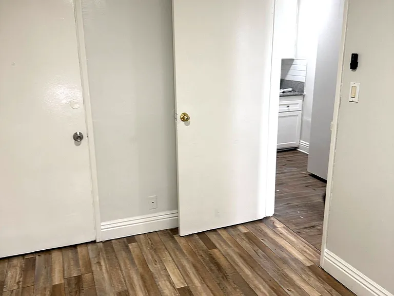 2111 W Florence Ave — Photo 4