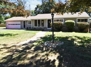 8 Gould Rd, Cranston, RI 02921