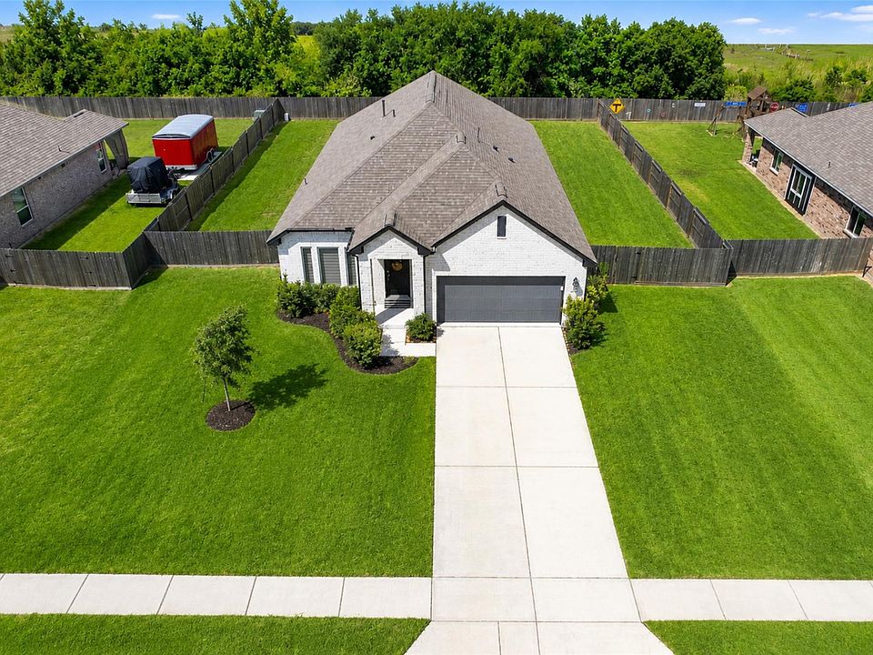 1st image of 11206 Youngquist Dr