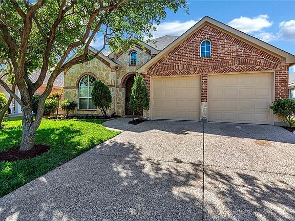 2nd image of 2684 Waterway Dr