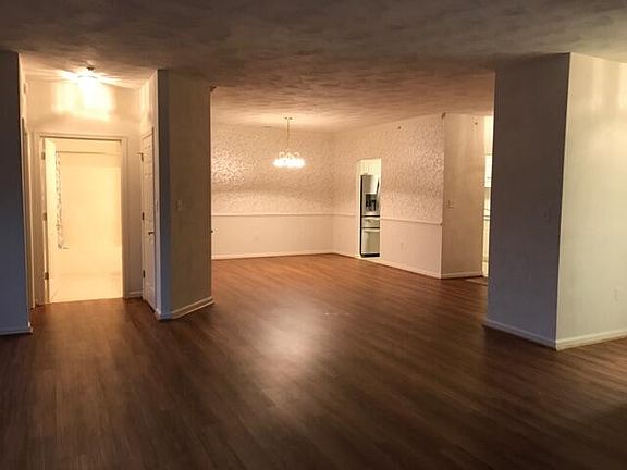 4th image of 4434 Pheasant Ridge Rd SW Unit 201