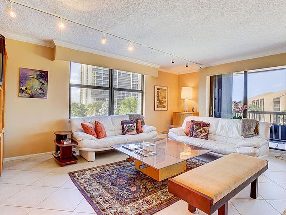 Home For Sale In Dalton Place