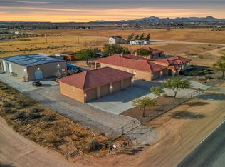 11042 Joshua Rd, Apple Valley, CA 92308