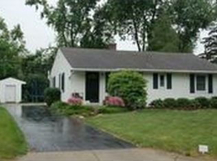 2421 Woodstock Rd, Columbus, OH 43221