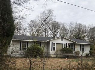 251 Byrnes Cir, Columbus, MS 39701