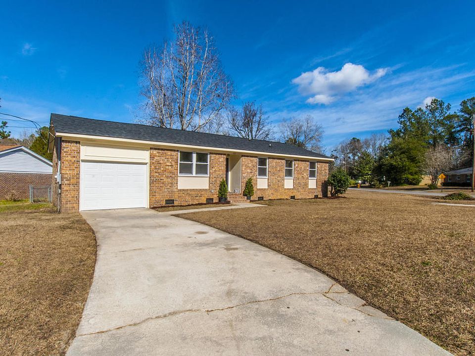 1st image of 105 Eagle Dr