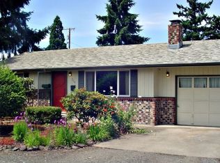 704 J St, Springfield, OR 97477