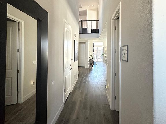4th image of 3120 Muse Way