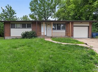 10251 Dacey Ct, Saint Louis, MO 63136