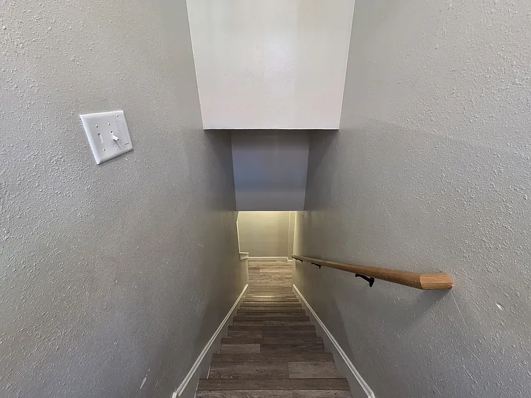352 I St — Photo 6