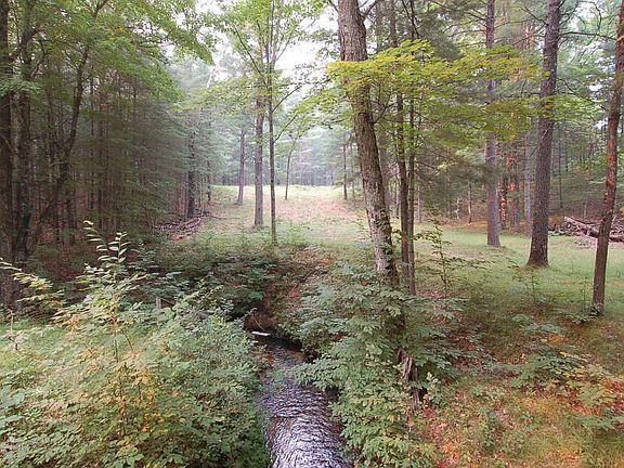 5th image of 930 Seaton Creek Rd