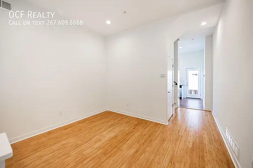 2209 League St Photo 1
