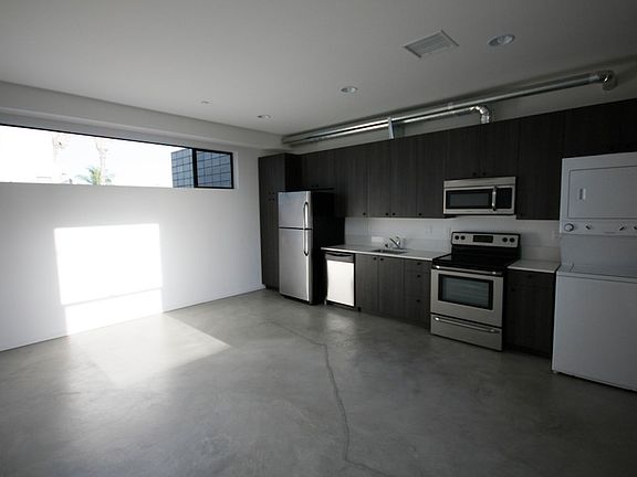 5th image of 4640 30th St APT 207