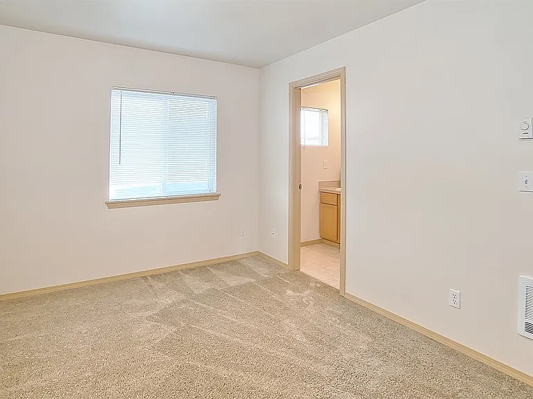 3401 S 43rd St #A — Photo 15