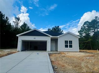 195 Lonesome Glory Dr, Raeford, NC 28376