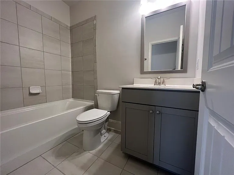 7214 Whitewater Dr — Photo 13