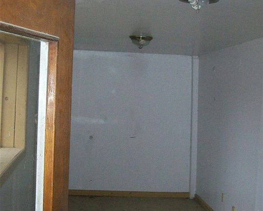 3rd image of 1624 Broadway