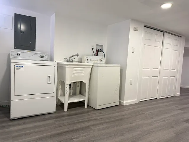 835 Wilder St — Photo 17