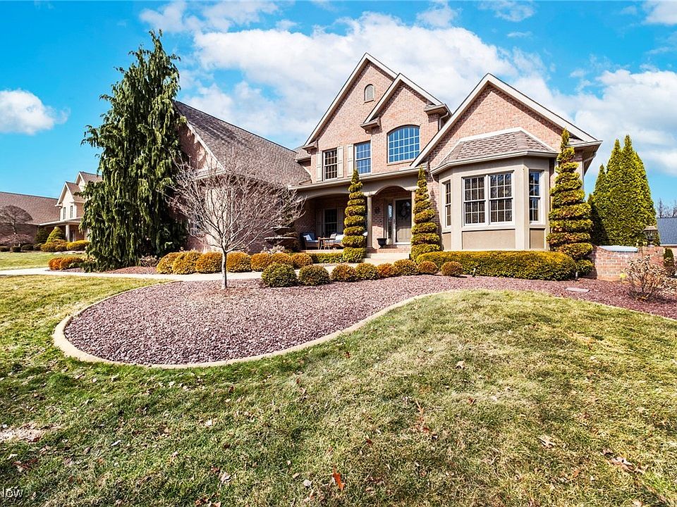 1st image of 3925 Montereale Dr