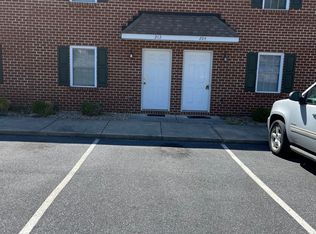 412 Betsy Bell Rd #202, Staunton, VA 24401