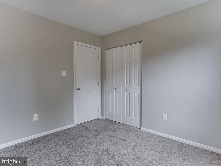 6307 Juanita Ct — Photo 8