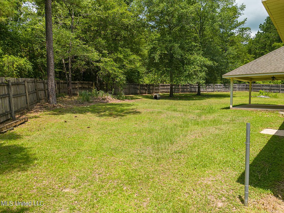 33 Johnson Rd, Wiggins, MS 39577 | Zillow