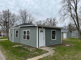409 N Walnut St, Columbia City, IN