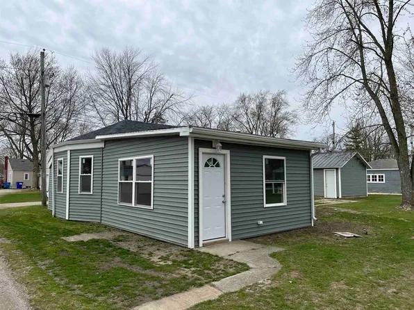 409 N Walnut St, Columbia City, IN 46725