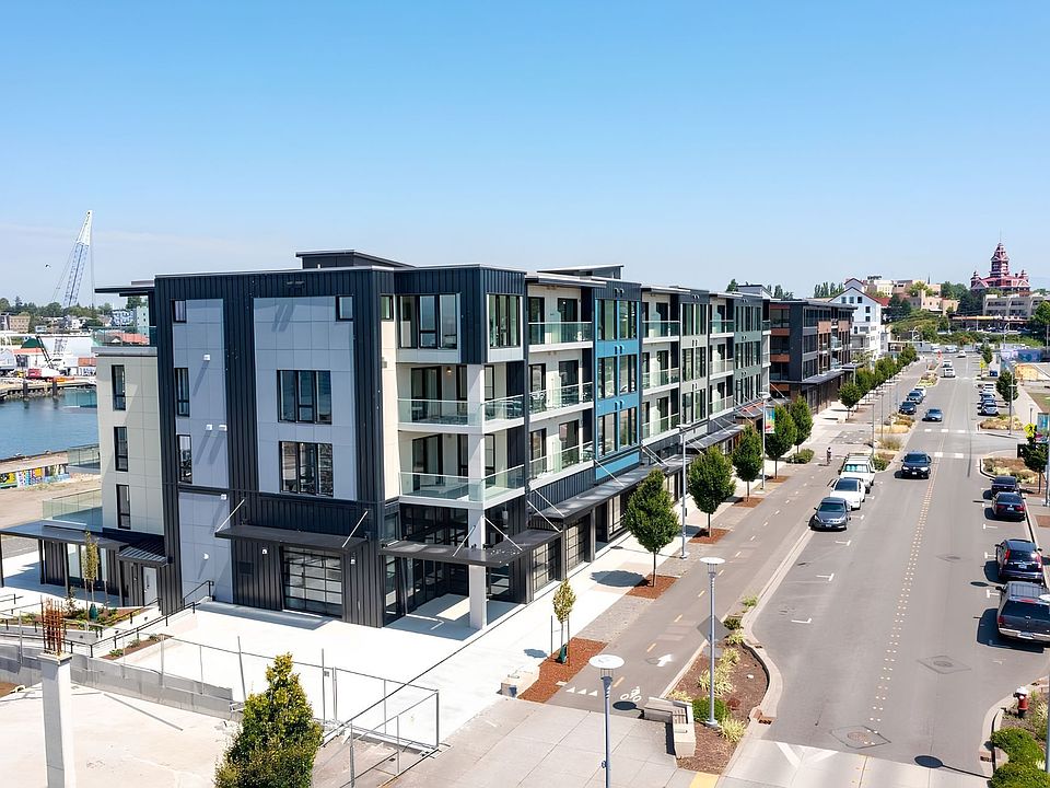 2nd image of 1025 Granary Ave #102