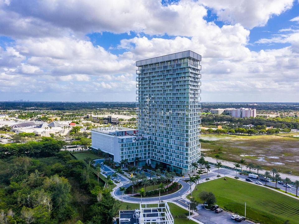 1st image of 2000 Metropica Way #508