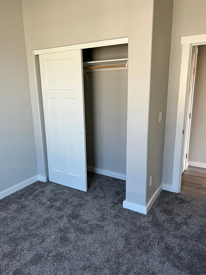 Newer Construction Home for Rent in Prairie Bluff Area — Photo 4