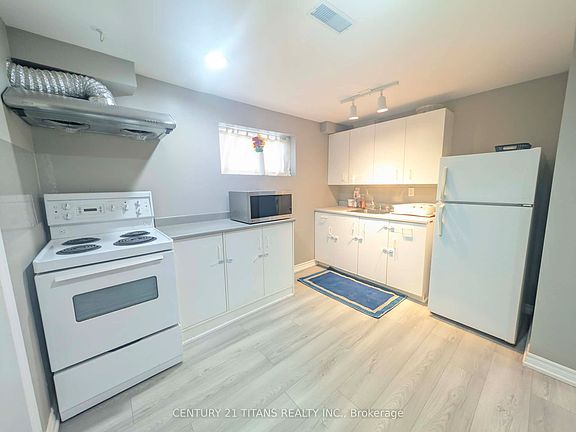 4th image of 18 Frazer Rd
