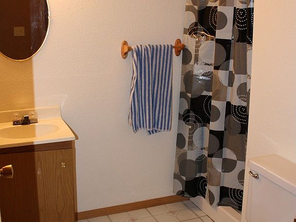 LL Bathroom