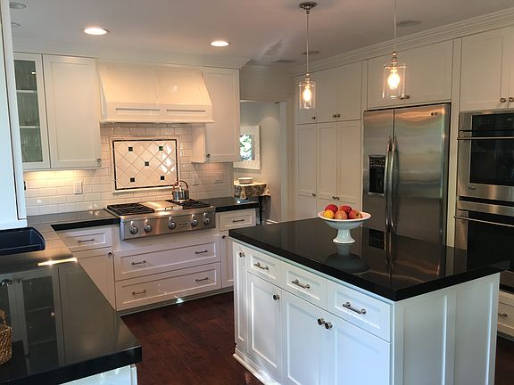 3rd image of 2845 Three Springs Dr