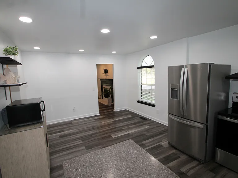 502 Pointe South Dr — Photo 10