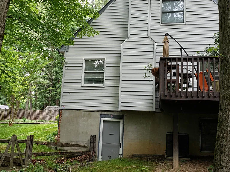 15431 Baileys Ln #1 — Photo 13