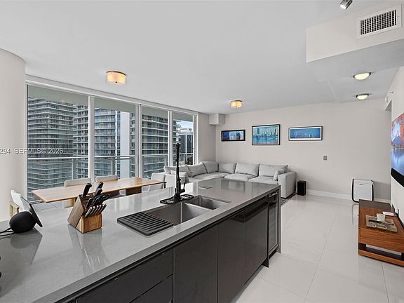 4th image of 1080 Brickell Ave Unit 2001