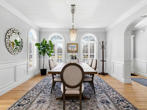 5th image of 34 Farm Valley Road